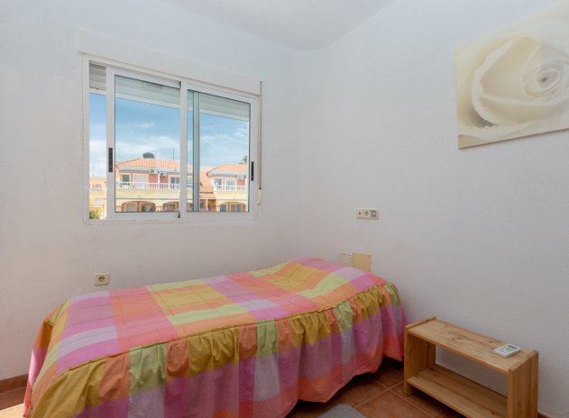 Revente - Maison mitoyenne - La Zenia