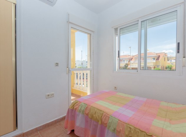 Revente - Maison mitoyenne - La Zenia