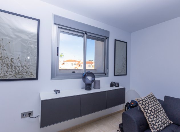 Wiederverkauf - Wohnung - Villamartin - Villamartín