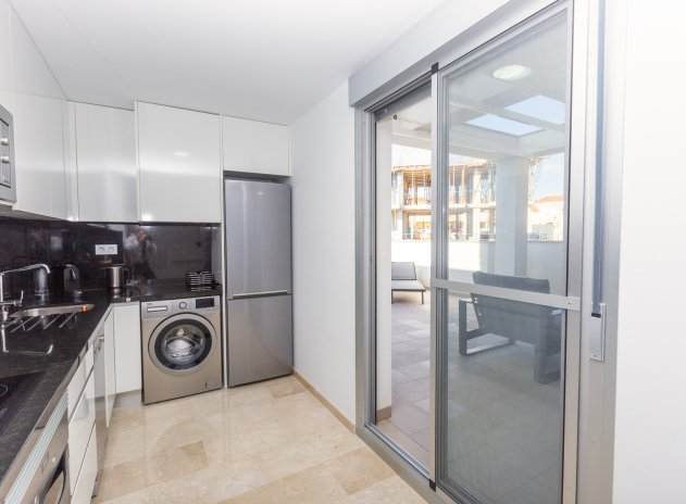 Wiederverkauf - Wohnung - Villamartin - Villamartín