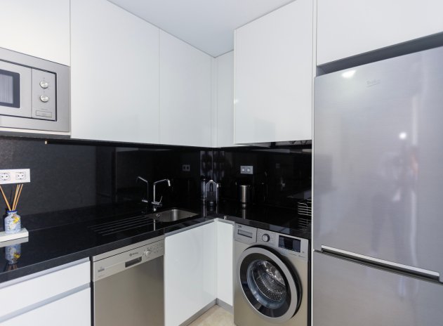 Wiederverkauf - Wohnung - Villamartin - Villamartín