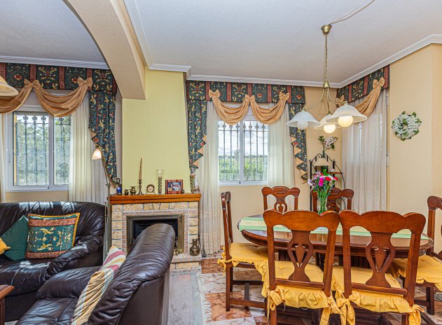 Herverkoop - Villa - La Zenia - Villas San Jose