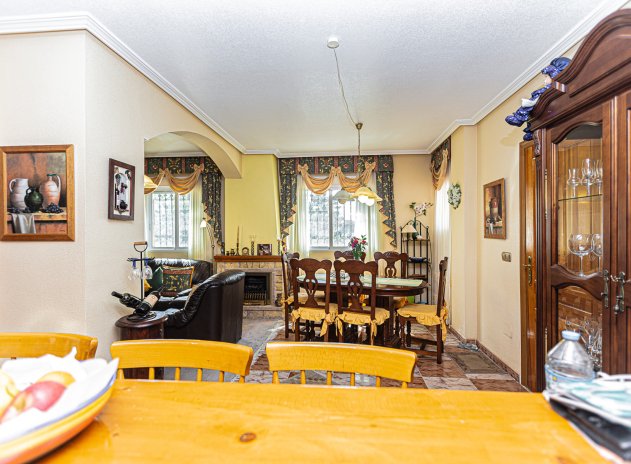 Herverkoop - Villa - La Zenia - Villas San Jose