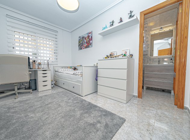 Herverkoop - Villa - Villamartin - Montegolf