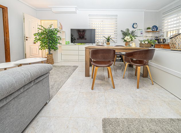 Herverkoop - Villa - Villamartin - Montegolf