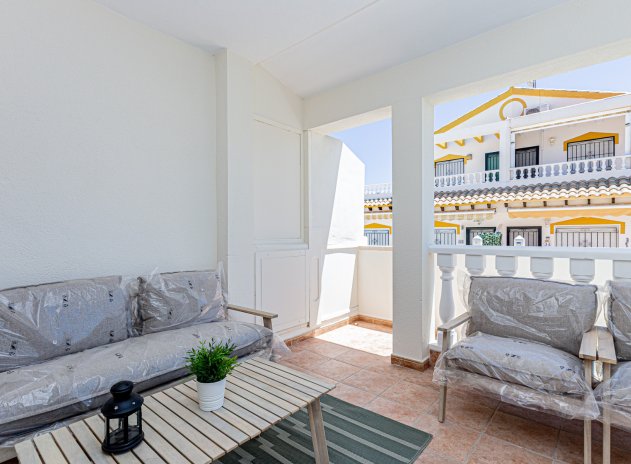 Wiederverkauf - Terrassenhaus - Los Altos