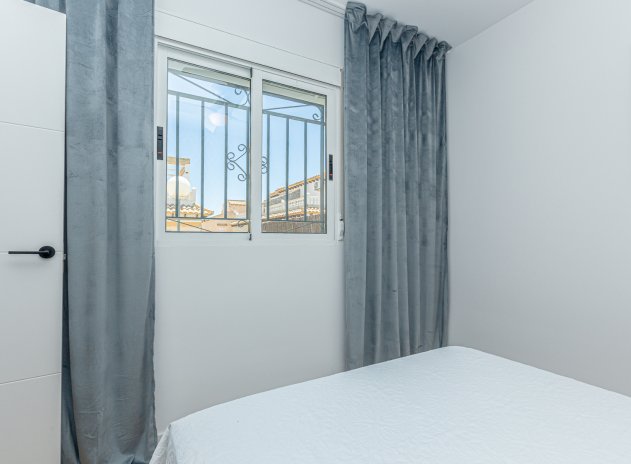 Wiederverkauf - Terrassenhaus - Los Altos