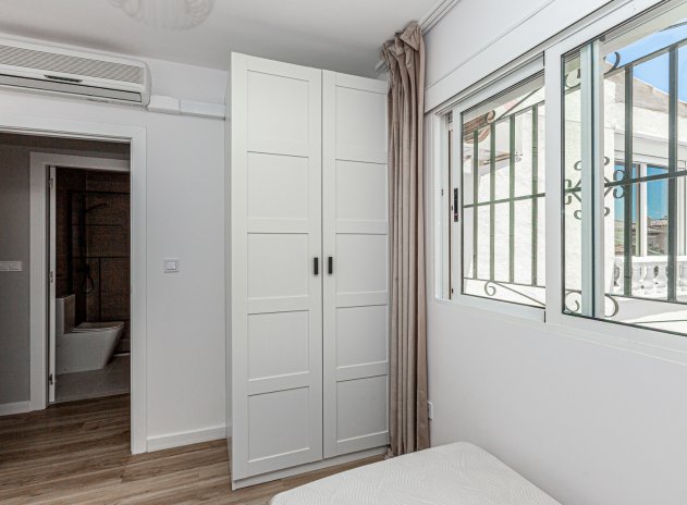 Wiederverkauf - Terrassenhaus - Los Altos