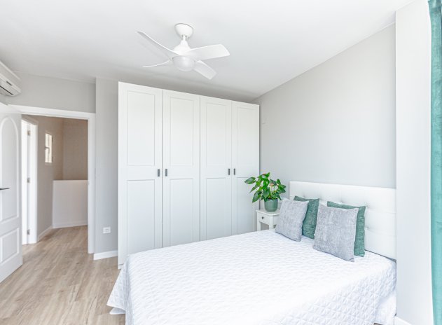 Wiederverkauf - Terrassenhaus - Los Altos