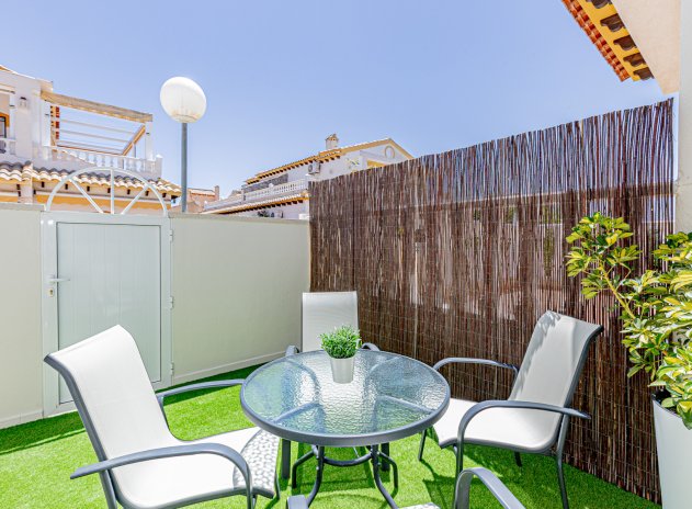 Wiederverkauf - Terrassenhaus - Los Altos