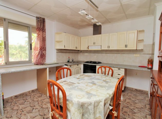 Wiederverkauf - Kommerziell - Villamartin - Villamartín