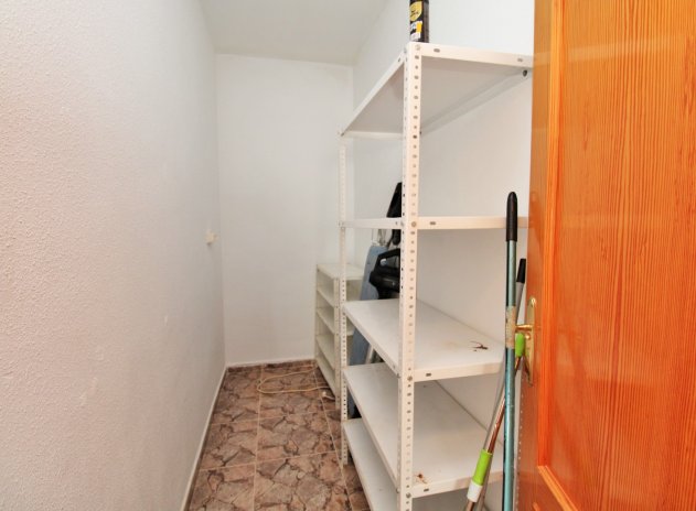 Wiederverkauf - Kommerziell - Villamartin - Villamartín