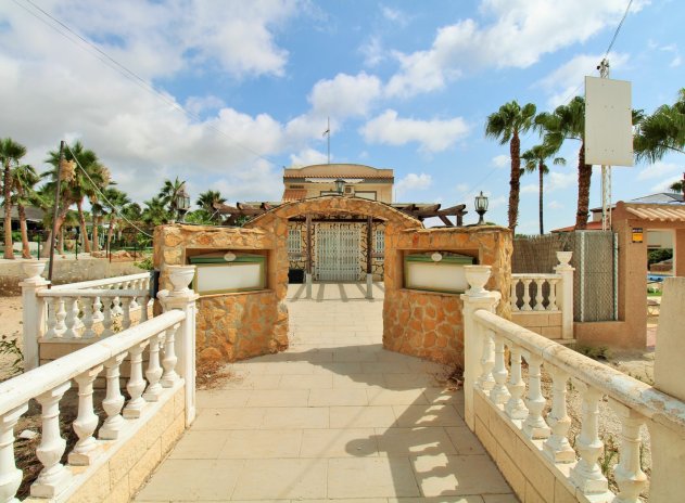 Wiederverkauf - Kommerziell - Villamartin - Villamartín