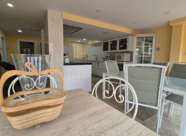 Herverkoop - Villa - Orihuela