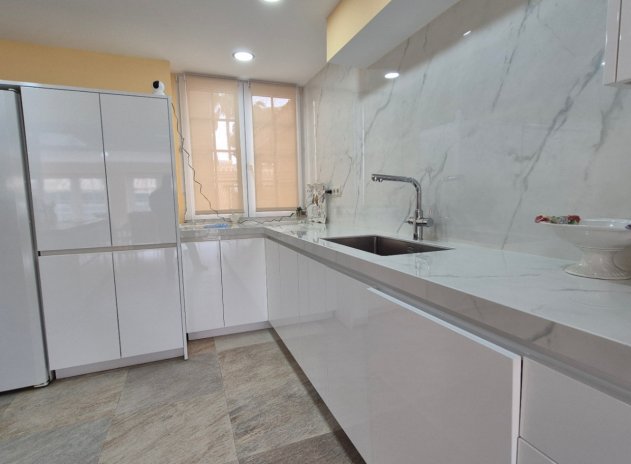 Herverkoop - Villa - Orihuela