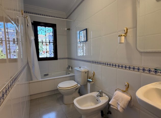 Wiederverkauf - Villa - Orihuela