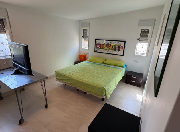 Wiederverkauf - Villa - Orihuela