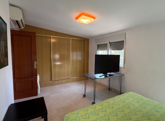 Wiederverkauf - Villa - Orihuela