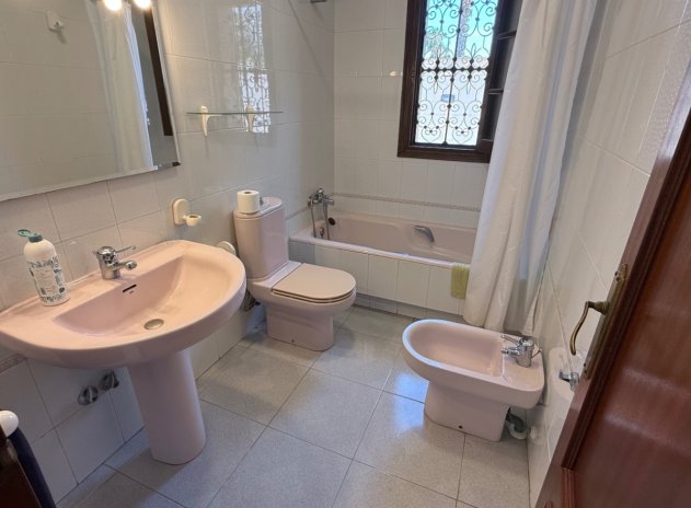 Wiederverkauf - Villa - Orihuela