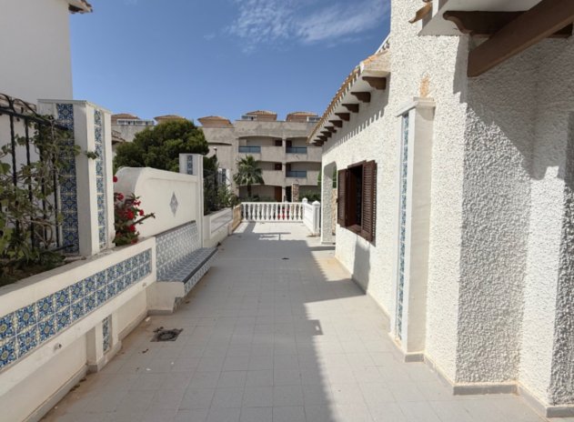 Wiederverkauf - Villa - Orihuela