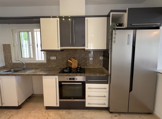 Wiederverkauf - Villa - Orihuela