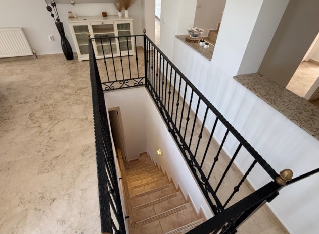 Wiederverkauf - Villa - Orihuela