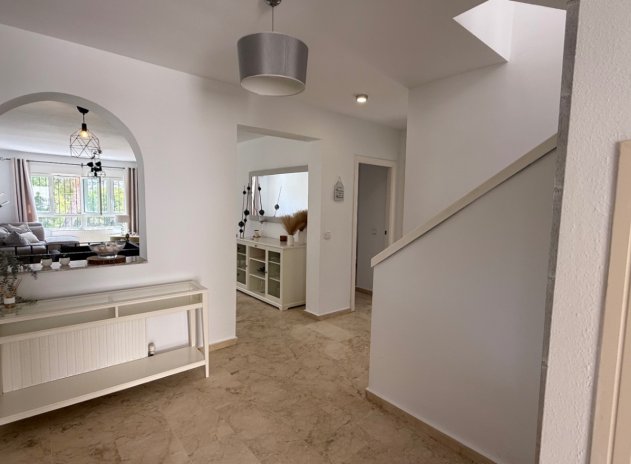 Wiederverkauf - Villa - Orihuela