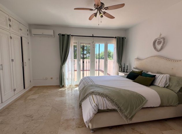 Wiederverkauf - Villa - Orihuela