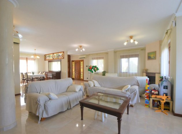 Herverkoop - Villa - Ciudad Quesada