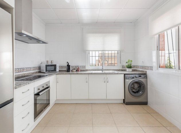 Obra nueva - Villa - Gea y Truyols