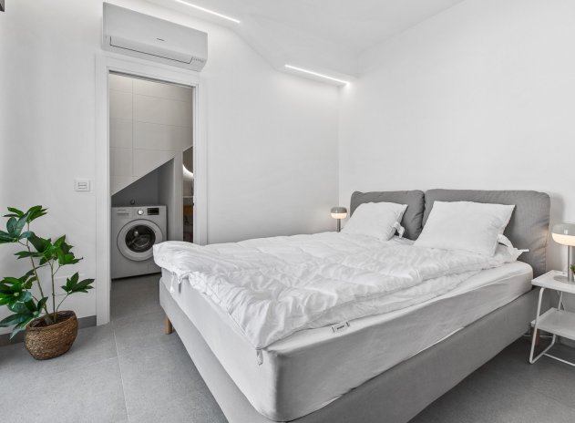 Herverkoop - Villa - Roldan - Lo Ferro