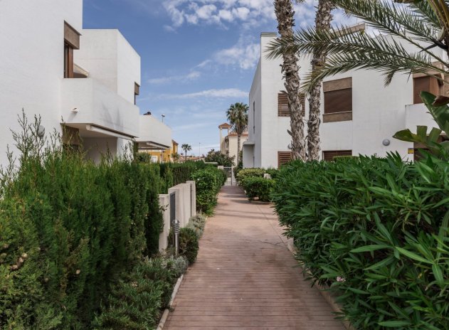 Herverkoop - Appartement - Orihuela Costa - La Zenia