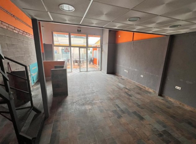 Herverkoop - Commercieel - Algorfa - La Finca Golf