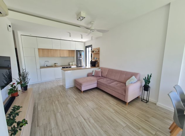 Herverkoop - Villa - Orihuela - La Zenia