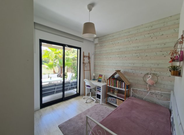 Herverkoop - Villa - Orihuela - La Zenia