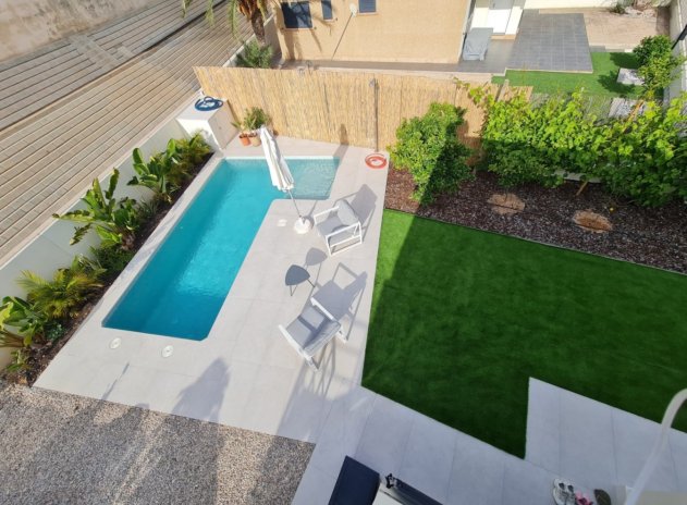 Herverkoop - Villa - Orihuela - La Zenia