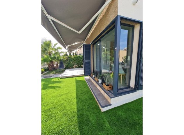 Herverkoop - Villa - Orihuela - La Zenia