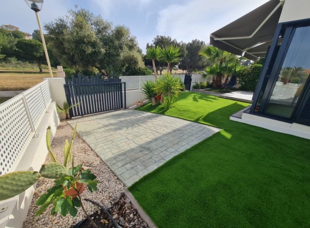 Herverkoop - Villa - Orihuela - La Zenia