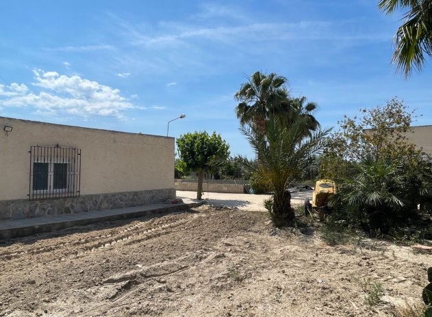 Herverkoop - Villa - Crevillente