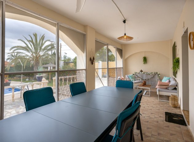 Wiederverkauf - Finca / Ländliches Wohnhaus - Albatera