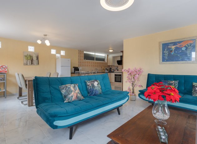 Wiederverkauf - Finca / Ländliches Wohnhaus - Albatera