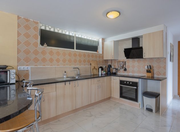 Wiederverkauf - Finca / Ländliches Wohnhaus - Albatera