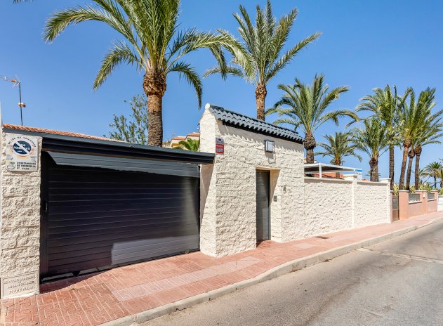 Herverkoop - Villa - Torrevieja - Rocio del Mar