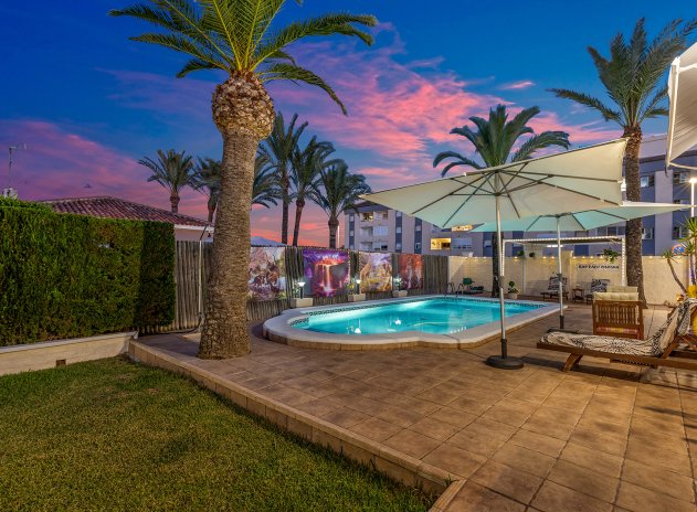 Herverkoop - Villa - Torrevieja - Rocio del Mar