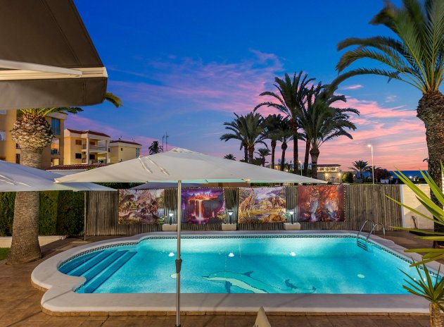 Herverkoop - Villa - Torrevieja - Rocio del Mar