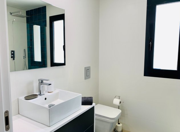 Reventa - Apartamento / Piso - San Miguel de Salinas