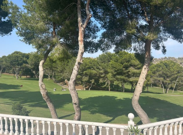 Resale - Villa * - Orihuela Costa - Lomas De Campoamor-las Ramblas