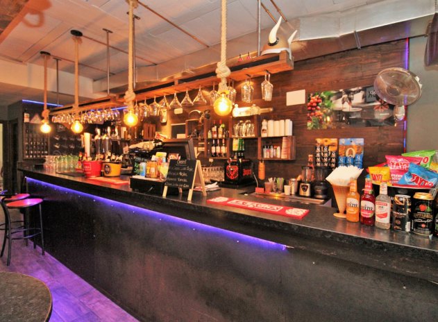 Reventa - Comercial - Villamartin - Villamartín