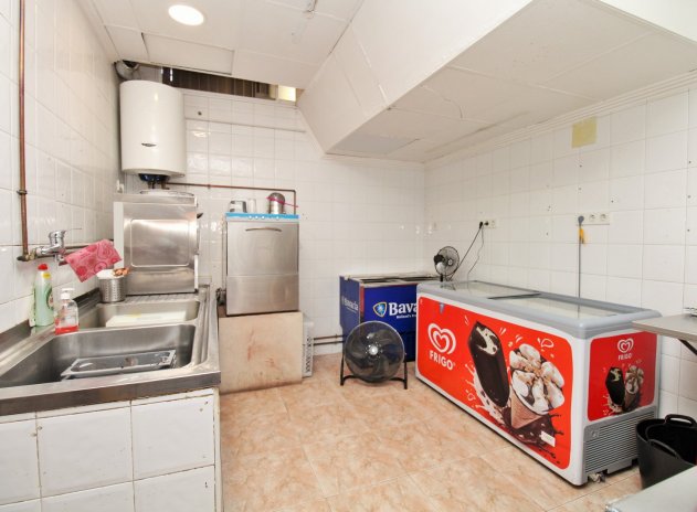 Reventa - Comercial - Villamartin - Villamartín