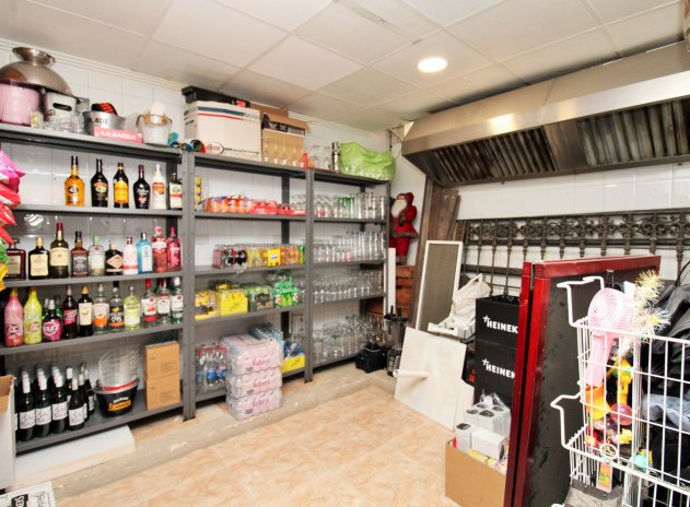 Reventa - Comercial - Villamartin - Villamartín